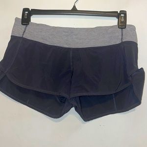 Lululemon size 8 shorts gray